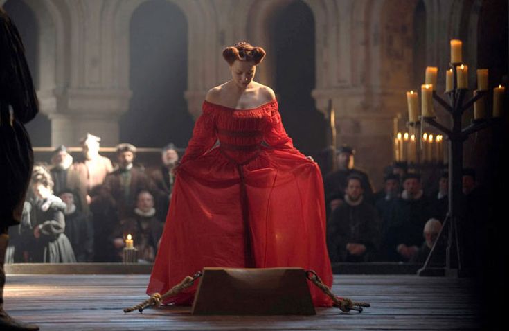 mary stuart red dress Mary Stuart's Stunning Red Outfits in Reign