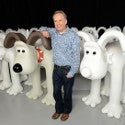 Bristol Gromit statues auction raises $3.6m for children's hospital