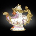 Meissen Hausmaler grotesque teapot brings $170,000 to Bonhams