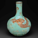 Qianlong tianqiuping vase auctions with 110% increase at Christie's