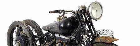 1932 Brough Superior motorbike smashes record