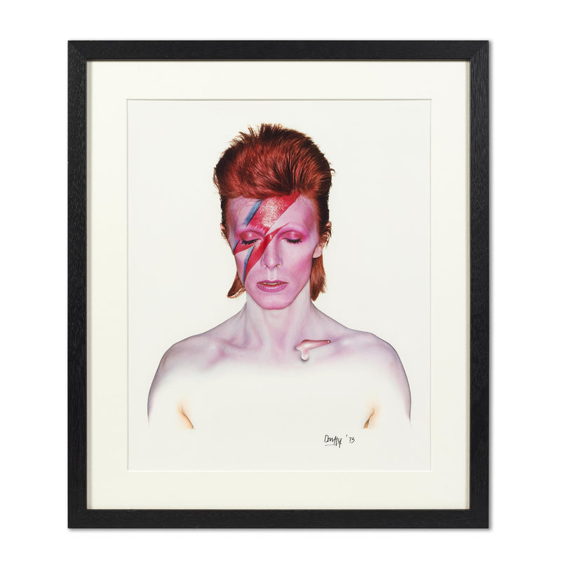 David Bowie in the cover image from the 1973 album Aladdin Sane in a photograph by Brian Duffy