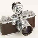'Kiss in Times Square' Leica camera to auction