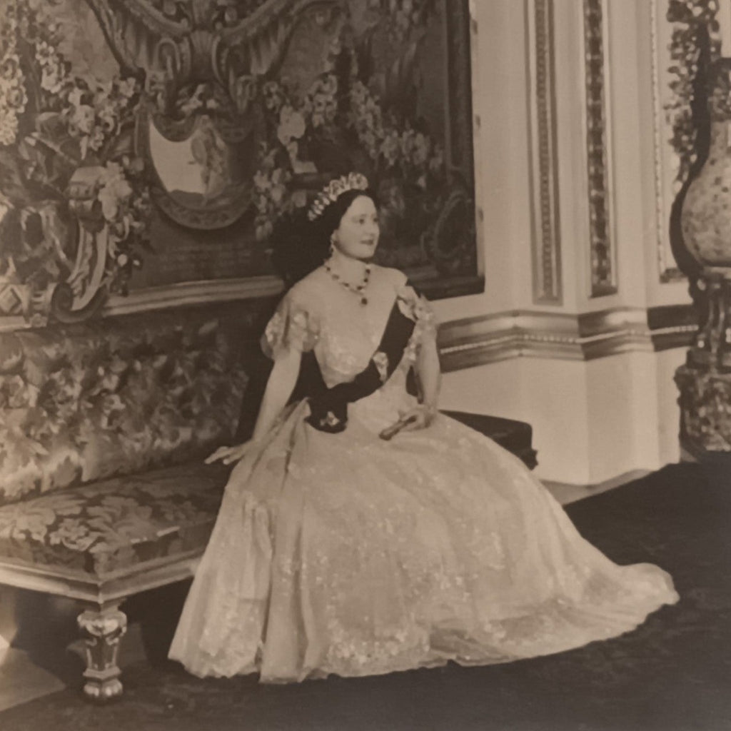 Queen Mother 1955 signed Christmas card