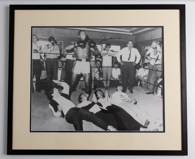 Muhammad Ali signed photograph